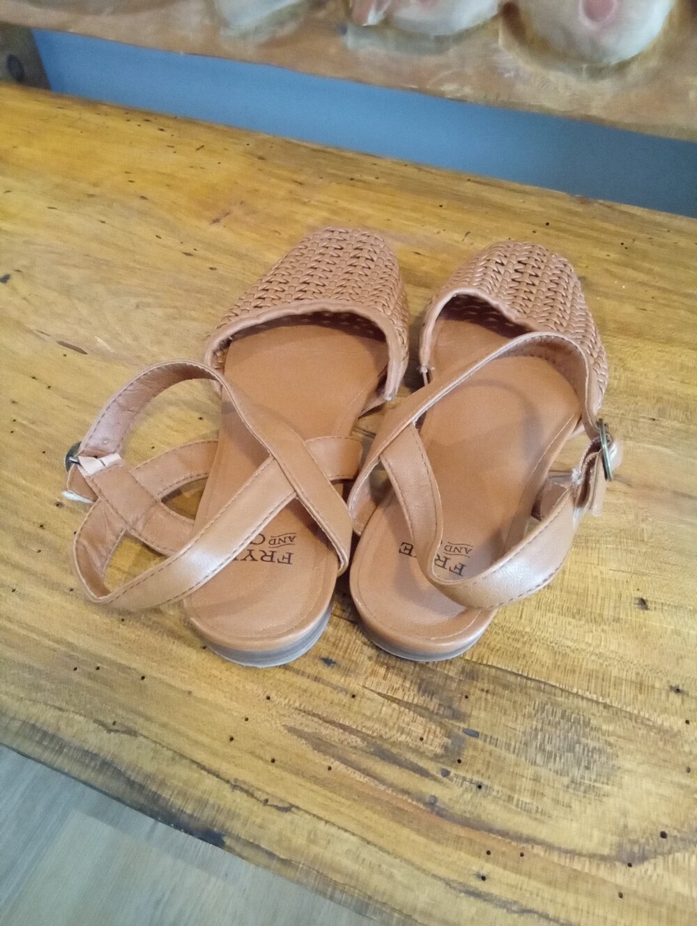 Frye - Picture 5 of 11
